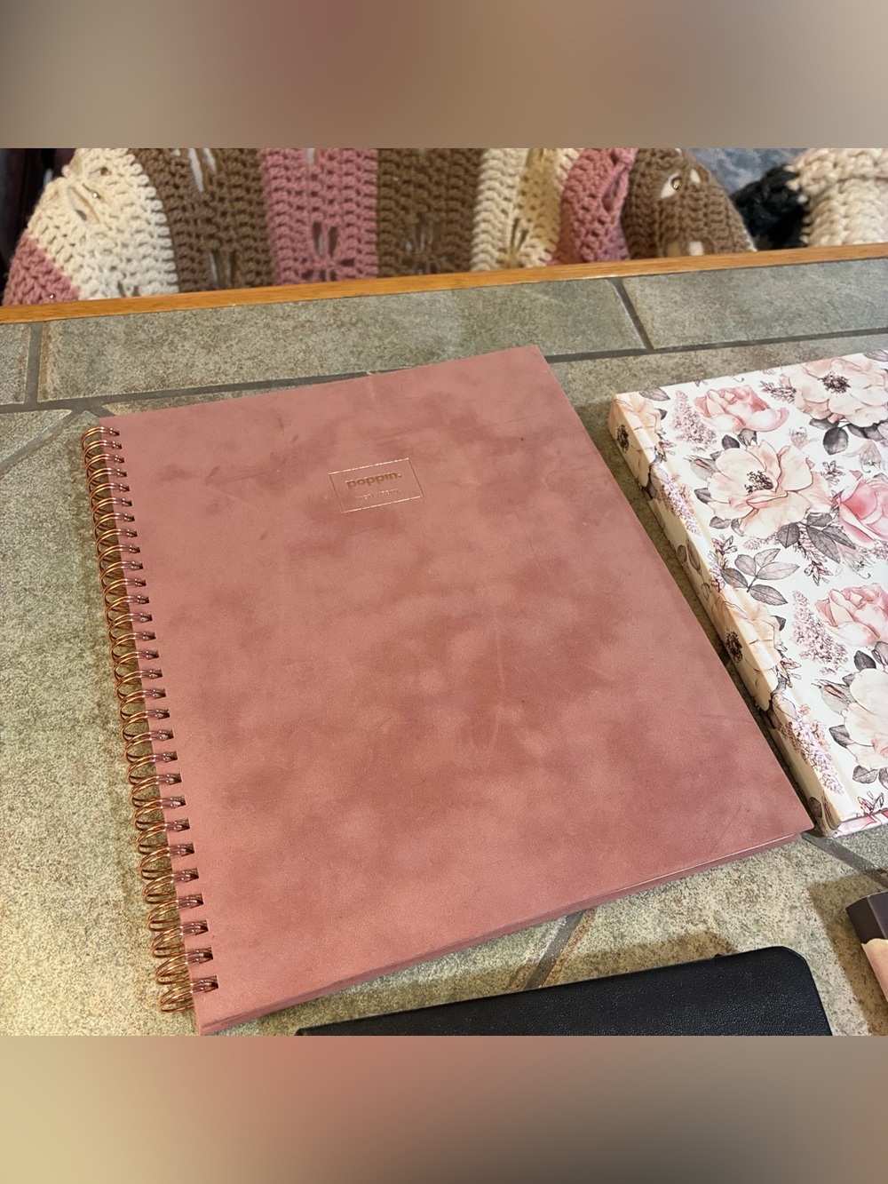 Large notebook journal bundle - Picture 2 of 9